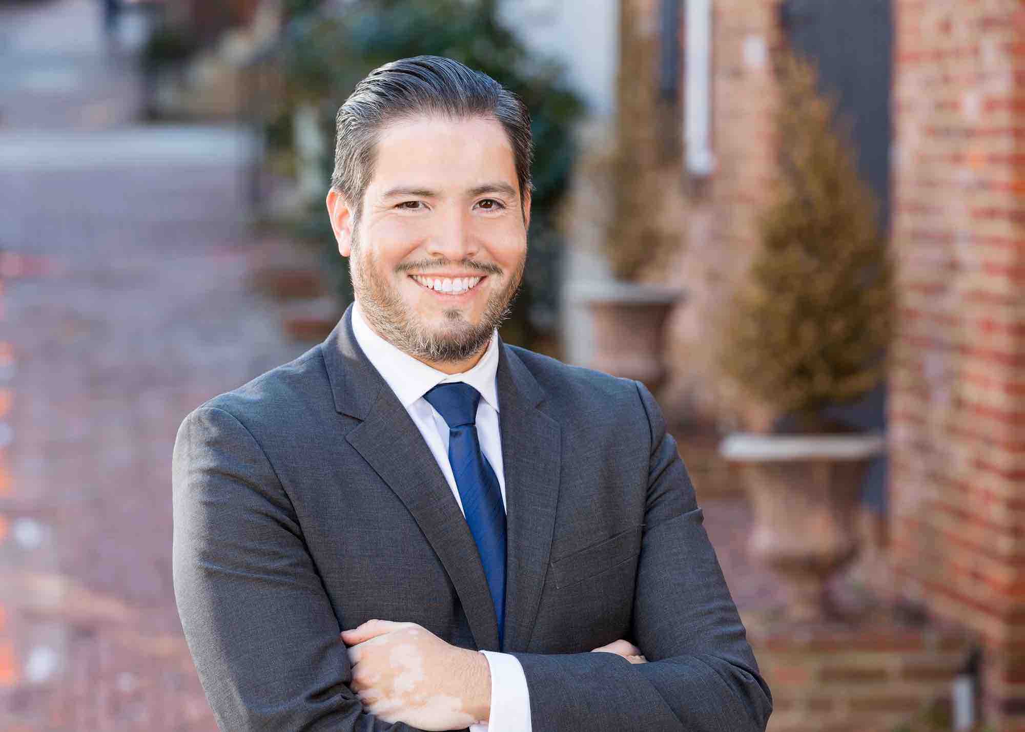 Sebasti&aacute;n Mart&iacute;nez — USCIS Interpreter Baltimore